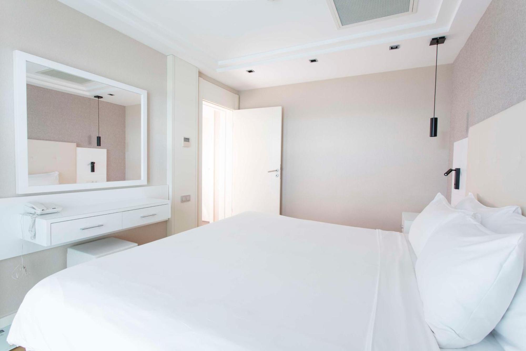 Radisson Residences Avrupa TEM Istanbul Istambul Exterior foto